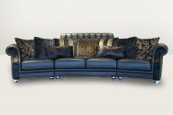 源自意大利的原創設計，古典家具與現代家具的好結合。