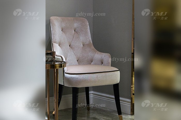 高端大氣別墅家具品牌輕奢后現代優質絨布藝拉扣休閑椅休閑椅