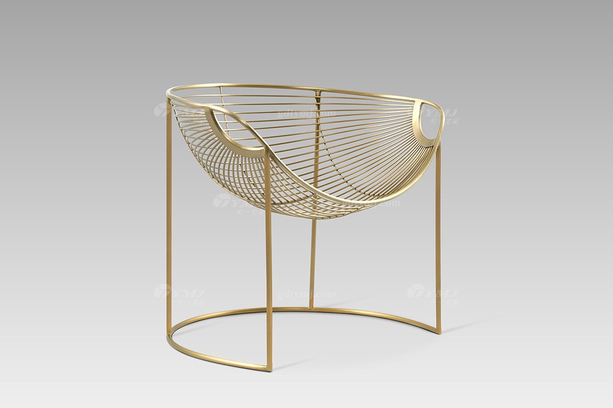 意式極簡輕奢別墅會所家具時尚不銹鋼金屬休閑椅休閑椅LC2805側(cè)面