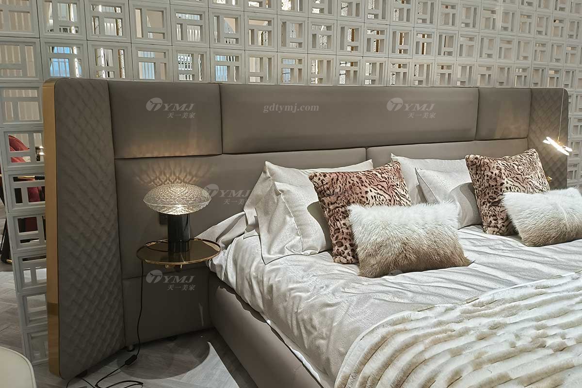 意式輕奢家具高端別墅會所豪宅家用時尚奢華鈦金+咖色真皮超大床屏大床122B21M床3