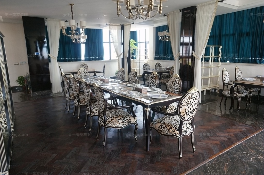 奢華新古典風(fēng)品酒區(qū)7