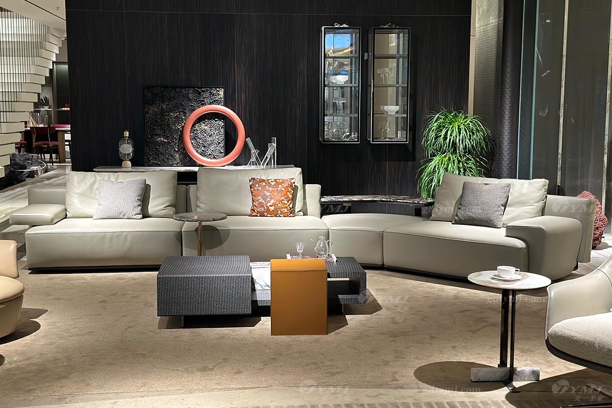 意式極簡皮藝轉角沙發(fā)